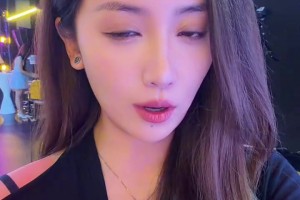 女主播佳依：神仙打架抢七！我心扑通扑通地跳！预测马刺4-3！